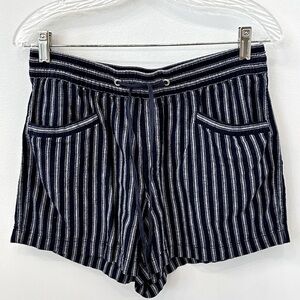 Gap linen blend shorts